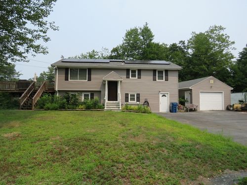 28 Savoy St, North Billerica, MA, 01862-2913 | Card Image