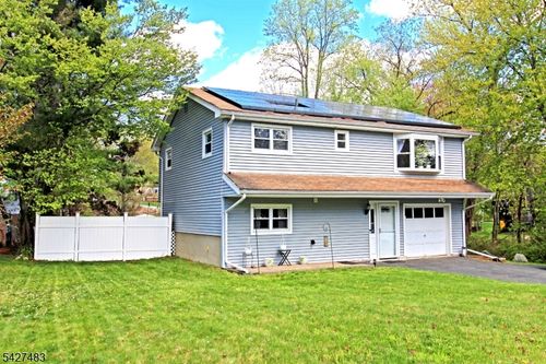 407 Durban Ave, Hopatcong, NJ, 07843-1006 | Card Image