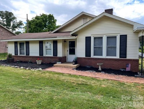 308 Salem Church Rd, Lincolnton, NC, 28092-4235 | Card Image