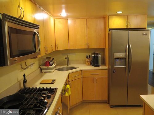 unit-1c-1413 Northgate Sq, RESTON, VA, 20190-3729 | Card Image