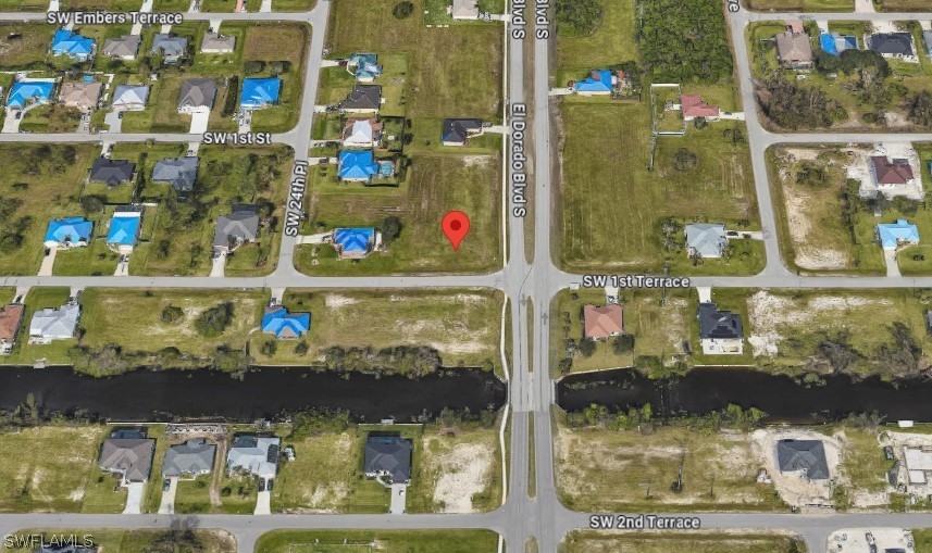 Land in Cape Coral