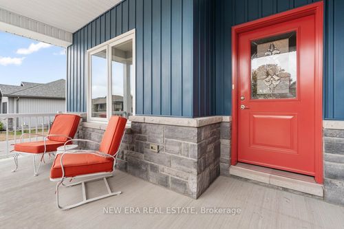 {{alt}} | Card Image