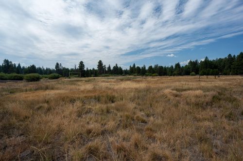 9-15522 Deer Ave, La Pine, OR, 97739-7544 | Card Image