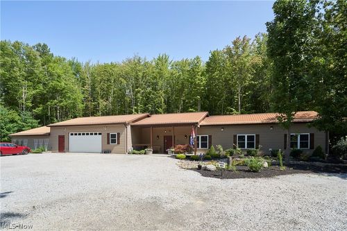 834 S County Line Rd, Geneva, OH, 44041-9695 | Card Image