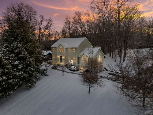 4 Barberry Ln, West Newbury, MA, 01985-1800 | Card Image