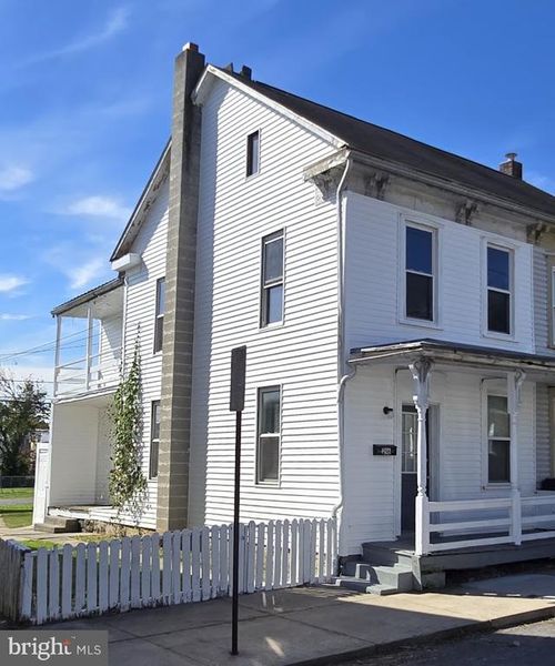 216 N Grand Street, LEWISTOWN, PA, 17044 | Card Image