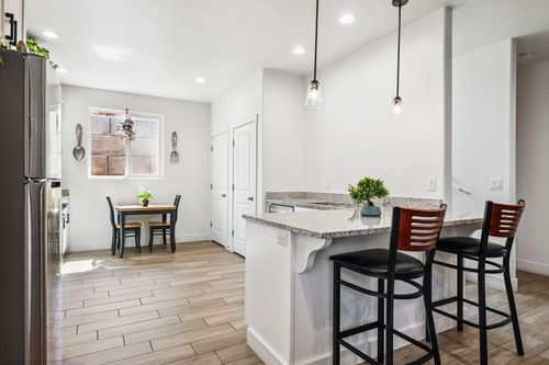 unit-17-438 N Stone Mountain Dr, St. George, UT, 84770-5844 | Card Image