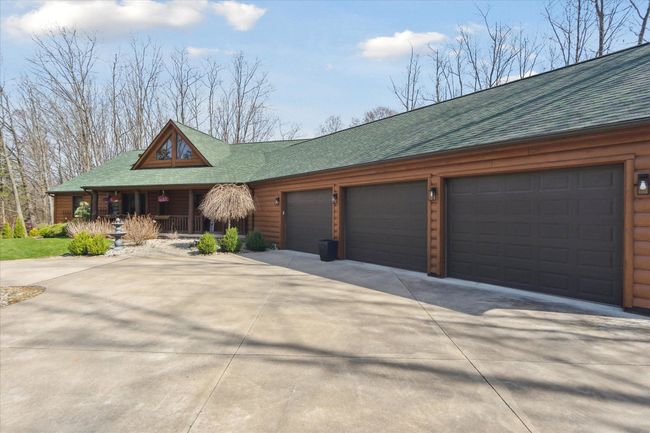 11570 Silver Lake Rd, House other with 4 bedrooms, 3 bathrooms and null parking in Byron MI | Image 6