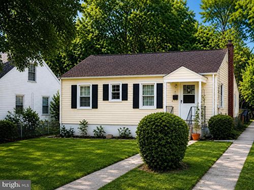 9720 52nd Ave, COLLEGE PARK, MD, 20740-1504 | Card Image