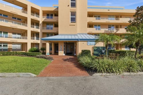 apt-301-4530 Pinebrook Cir, BRADENTON, FL, 34209-8014 | Card Image