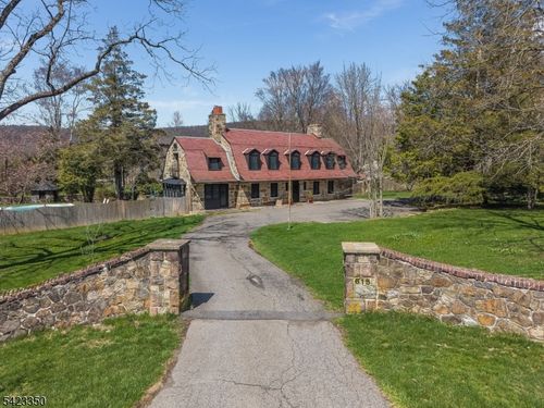 615 Jackson Valley Rd, Oxford, NJ, 07863-3327 | Card Image