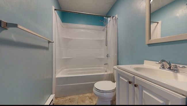 APT-4 - 17 Farrar Ave, Condo with 2 bedrooms, 1 bathrooms and 1 parking in Worcester MA | Image 11