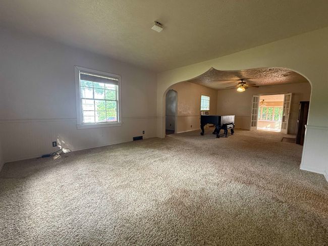 404 S 5 Th St, House other with 3 bedrooms, 2 bathrooms and null parking in Thayer MO | Image 8
