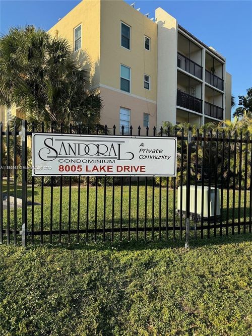 apt-409-8005 Lake Dr, Doral, FL, 33166-4649 | Card Image