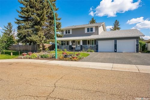 1345 Prince Cres, Moose Jaw, SK, S6H6E6 | Card Image