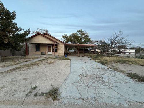 306 N Pennsylvania Ave, Big Lake, TX, 76932-4620 | Card Image
