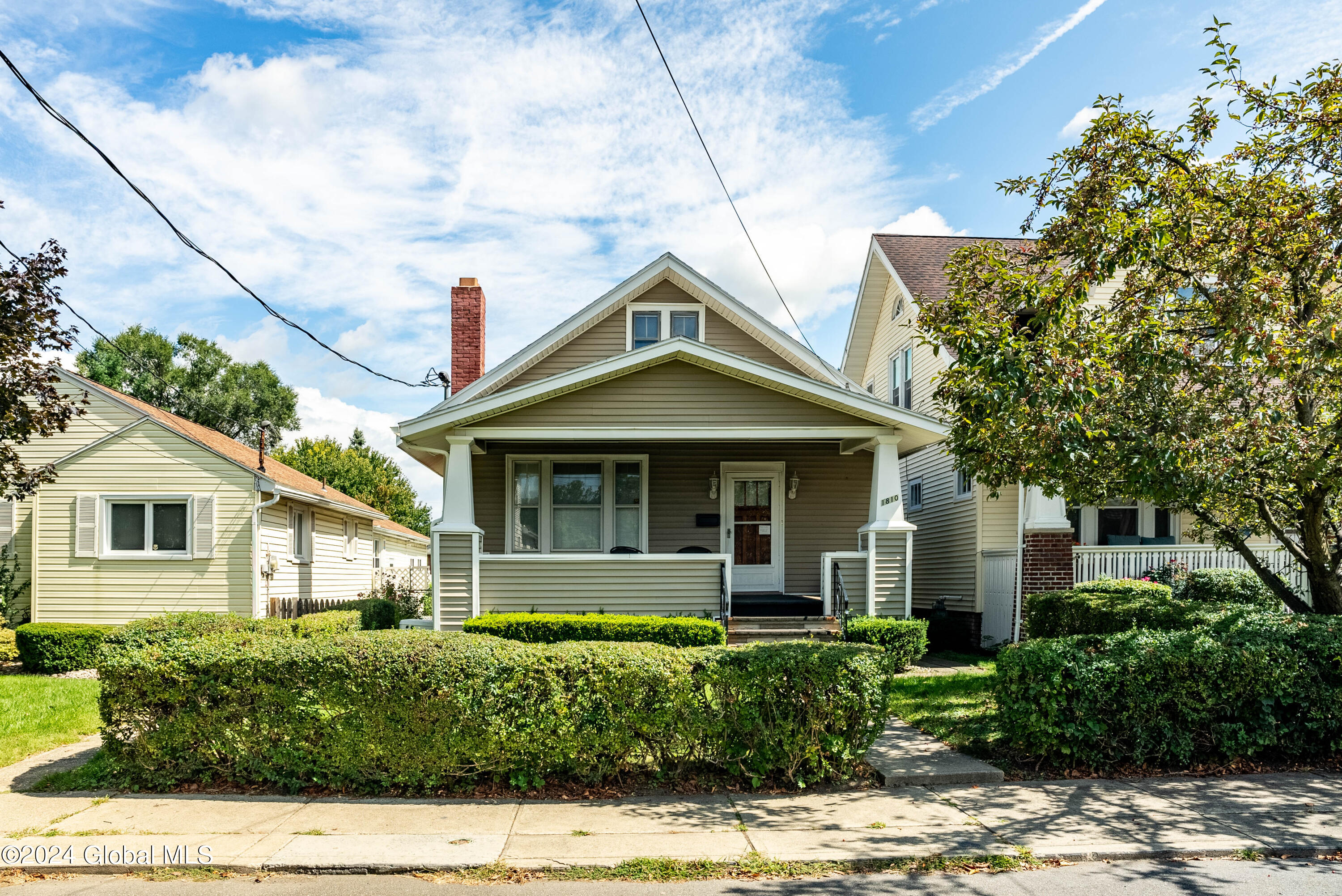 9th Ave, Watervliet, NY 12189