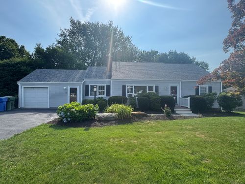 54 Randall Dr, Trumbull, CT, 06611-1966 | Card Image