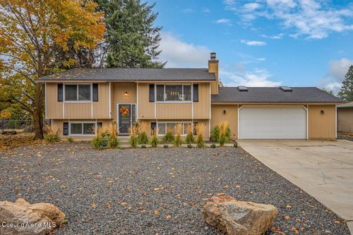 3219 E 19th Ave, Spokane, WA, 99223-3822 | Card Image