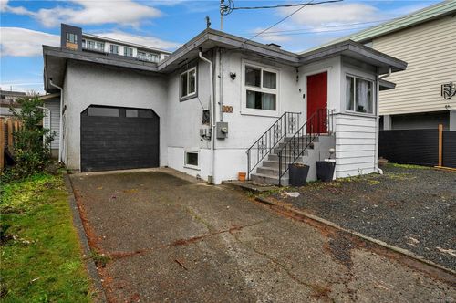 {{alt}} | Card Image