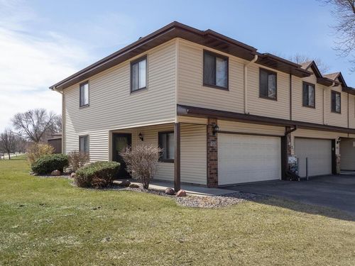 0-8751 Maplebrook Pkwy N, Brooklyn Park, MN, 55445-1931 | Card Image