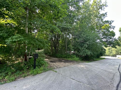 525 Woodland Dr, Colgate, WI, 53017-9530 | Card Image