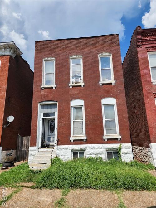 2927 Harper St, Saint Louis, MO, 63107-2409 | Card Image