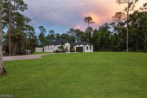 106 18th Ave Ne, NAPLES, FL, 34120-6314 | Card Image