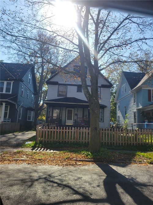 171 Shelter St, Rochester, NY, 14611-3715 | Card Image