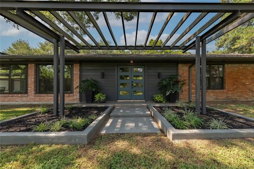 455 Post Oak Ct, Caldwell, TX, 77836-6759 | Card Image