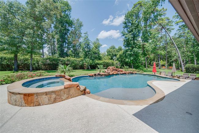 27603 Little Fox Crst, House other with 6 bedrooms, 8 bathrooms and 5 parking in Spring TX | Image 11