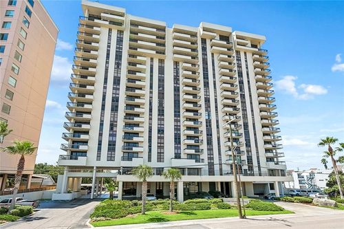 8a-300 Lake Marina Ave, New Orleans, LA, 70124-1693 | Card Image