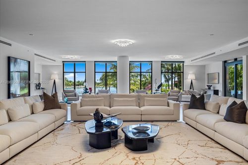 7025-7025 Fisher Island Dr, Miami Beach, FL, 33109-0792 | Card Image