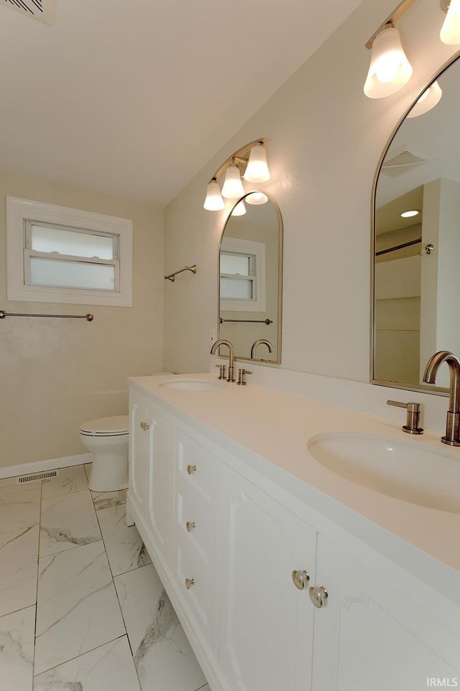 1608 W Lakeview Dr, House other with 4 bedrooms, 3 bathrooms and null parking in Marion IN | Image 23