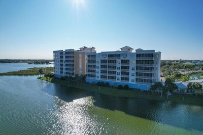 203 - 10530 Boardwalk Loop, Condo with 2 bedrooms, 2 bathrooms and null parking in Bradenton FL | Image 3