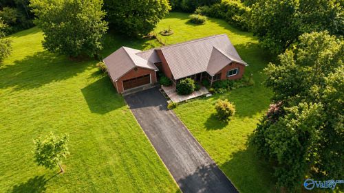 394 Bluffview Drive, Arab, AL, 35016 | Card Image