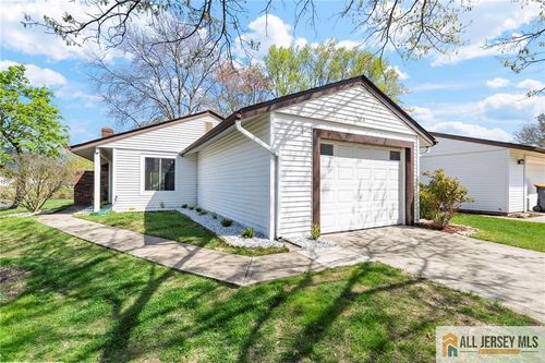 265a-265 Crosse Dr, Jamesburg, NJ, 08831 | Card Image