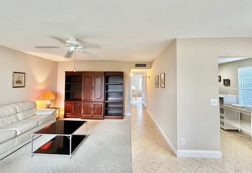 715 Normandy O, Delray Beach, FL, 33484-4728 | Card Image