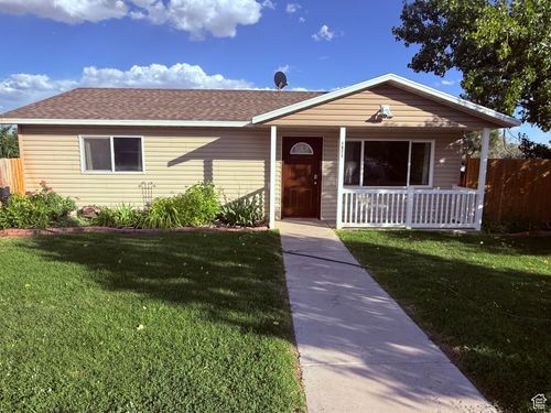 1971 E 3050 S, Vernal, UT, 84078-9318 | Card Image