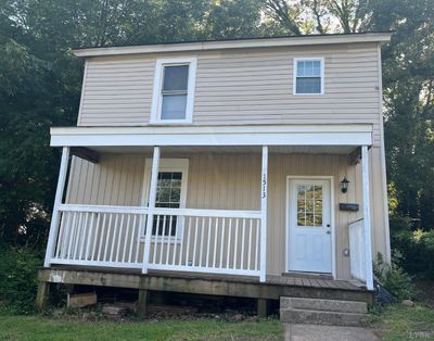 1513 Pierce Street, House other with 3 bedrooms, 2 bathrooms and null parking in LYNCHBURG VA | Image 1