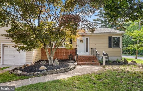 600 Maple Ave, Ewing, NJ, 08618-2604 | Card Image