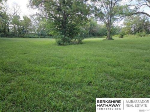 10706-10700-10706 Old 36th St, Bellevue, NE, 68123-5053 | Card Image