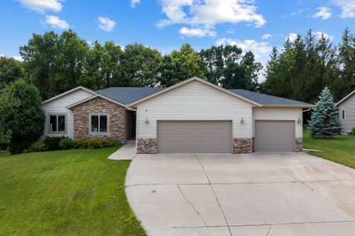 185 Hickory Lane Ne, Owatonna, MN, 55060 | Card Image