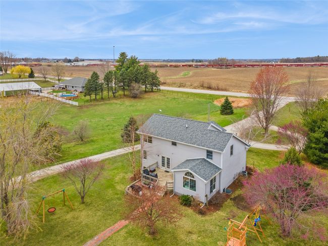 822 40 Th Ave, Home with 4 bedrooms, 4 bathrooms and null parking in Pleasantville IA | Image 8
