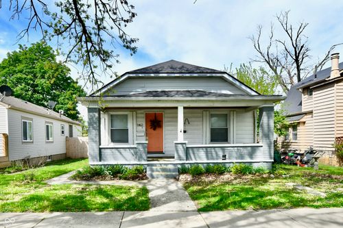 142 5th Ave, Beech Grove, IN, 46107-1927 | Card Image