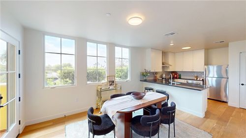 213-1878 E Walnut Street, Pasadena, CA, 91107 | Card Image