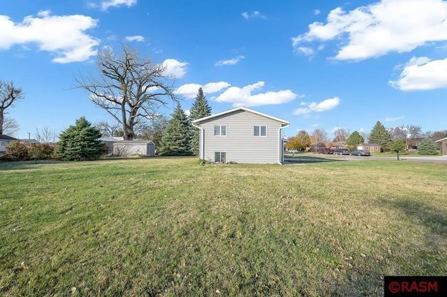 405 Sparks Dr, House other with 3 bedrooms, 2 bathrooms and null parking in Granada MN | Image 37
