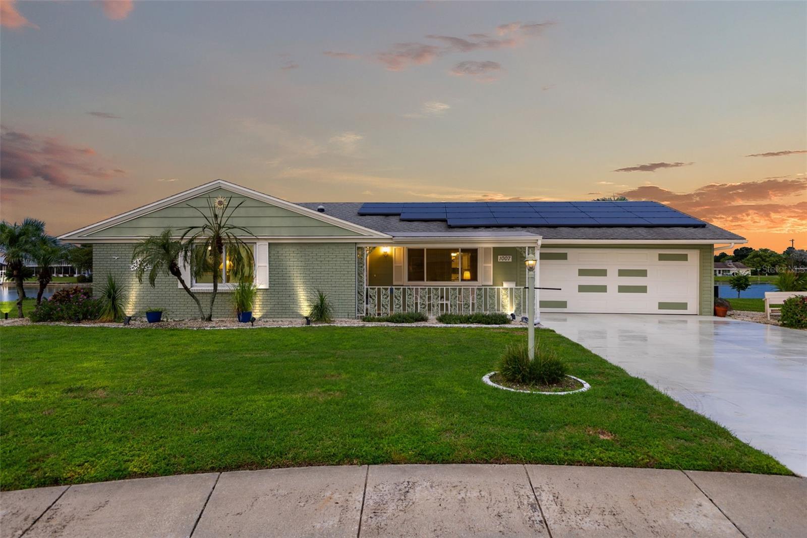 Andover Cir, Sun City Center, FL 33573