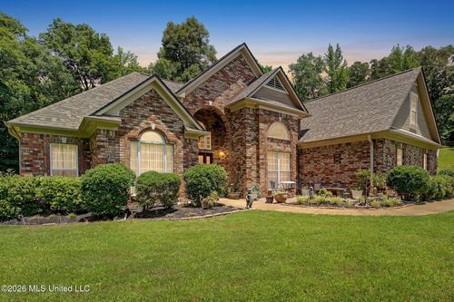186 Timber Ridge Dr, Byhalia, MS, 38611-6860 | Card Image