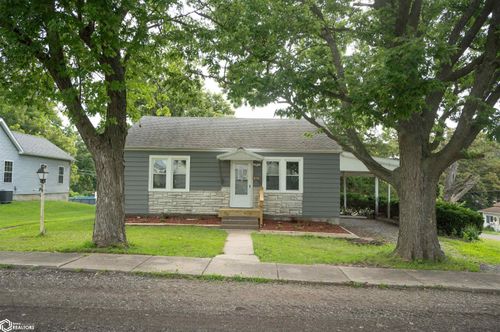 80 S 12th St, Hamilton, IL, 62341-1533 | Card Image
